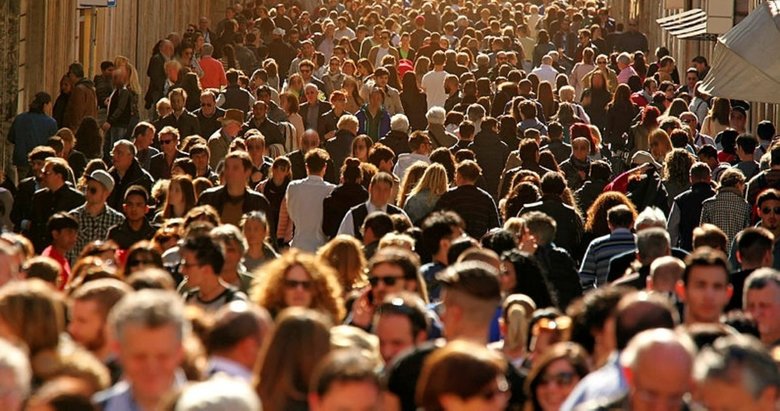 Kriz Derinleşiyor: Bankalar Vatandaşın Eline De, Evine de Göz Dikti!