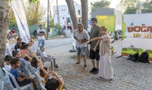 Yenişehir Belediyesi mahallelerde çocuklar için renkli etkinlikler düzenliyor