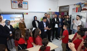 Başkan Arı’dan Sınıf Başkanı Eymen Ekinci’ye Ziyaret