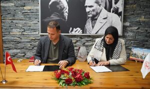 Bornova ve Filistin’in Dura Belediyesi’nden kardeşlik adımı