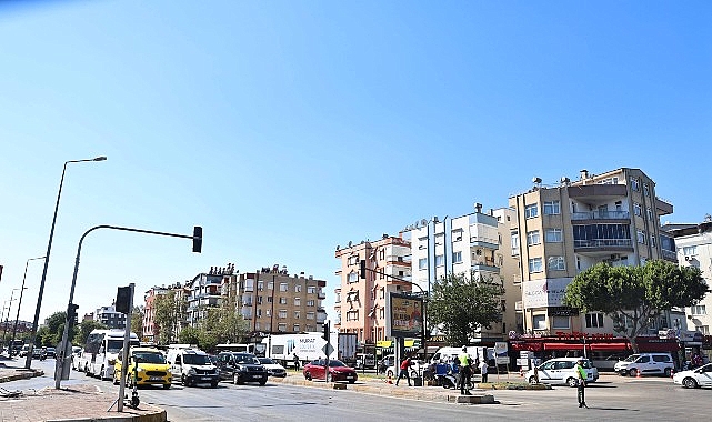 Büyükşehir sinyalizasyon alt yapısını yeniliyor