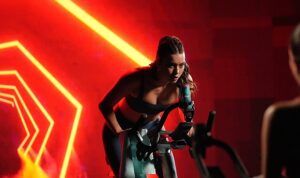 Disney+’ın Afra Saraçoğlu’nun Başrolünde Yer Aldığı ‘Pera’ Kod Adlı Dizisinin Çekimleri Tamamlandı!