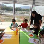 Efes Selçuk’ta tarım işçisi kadınların çocukları Deppo Efes Masal Evi’ne emanet