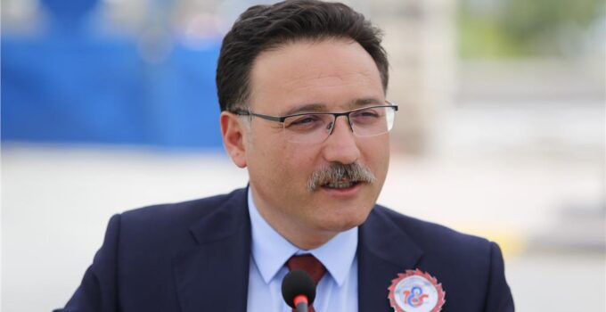 Kayseri’de “Ulaşılmaz Vali” Tepkisi: Vatandaş Dert Anlatamıyor, Randevular 6 Aya Uzadı!