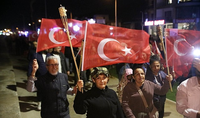 Güzelbahçe’de 102. Yıl coşkusu Kortej ve Konserle Kutlandı