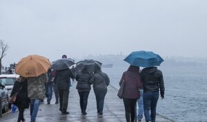 İstanbul, hafta sonuna kuvvetli yağışla giriyor
