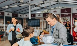 İZKİTAP’ta “Şehrin Kalbinde Yeni Buluşma Noktaları”