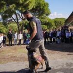 Jandarma arama kurtarma köpeği Çilek çocukların sevgilisi oldu
