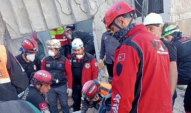 Kartepe’den Dayanışma Eli Gebze’ye Ulaştı