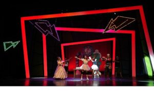 Kocaeli Şehir Tiyatroları gururla sunar