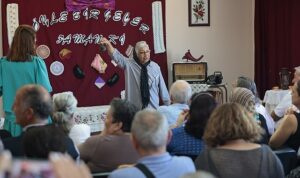 Konak’ta ileri yaşa özel kutlama