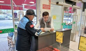 Malkara Belediyesi zabıta ekipleri, market denetimlerine devam ediyor