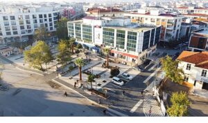 Menderes Yeni Oyuncularını Yetiştiriyor