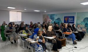 Narkotik polisinden annelere eğitim