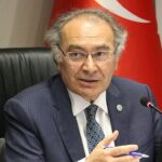 Prof. Dr. Nevzat Tarhan:  “Çocuğa 10 yaşına kadar bütçe yönetimi öğretilmeli!”