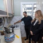 Ulubatlı’da ilk doğal gaz ateşi yandı