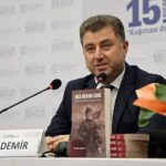 Yerel yazar ve şairler fuarda sahneye çıktı