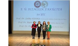 EÜ Eczacılık Fakültesi kuruluşunun 50. yıl dönümünü coşkuyla kutladı