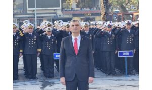 Gazi Mustafa Kemal Atatürk Gölcük´te Törenle Anıldı