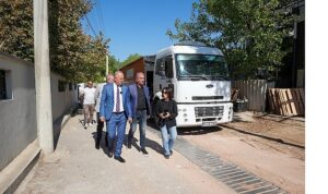 Gaziemir’de asfalt seferberliği: İki ayda 4 bin 472 metrekare alan asfaltlandı