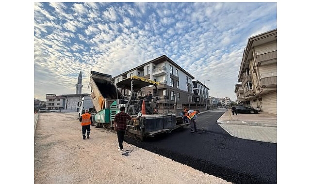 İnegöl Belediyesi’nden 3 Bölgede Asfalt Hamlesi