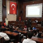 Keçiören Belediyesi’nde staj yapan öğrencilere oryantasyon eğitimi verildi