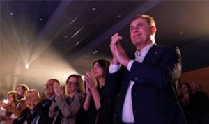 Meltem Cumbul ve Levent Üzümcü de sahnede