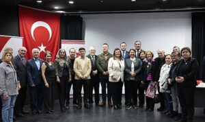 ​Mustafa Necati Öğretmenler Günü’nde Konak’ta anıldı