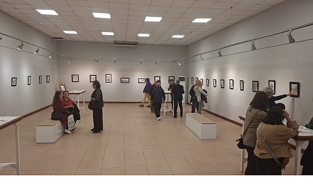 Serginin geliri Eğitime Destek Derneği’ne…