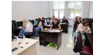 Yabancı dil KO-MEK’le öğreniliyor