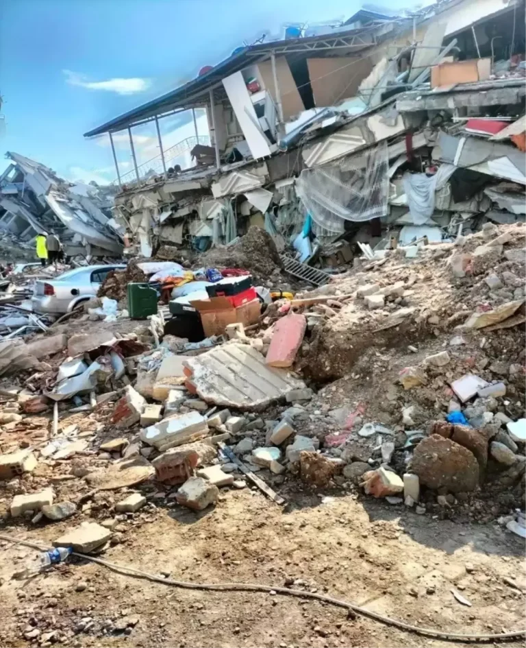 55 kişinin öldüğü Reyyan Apartmanı’nın davasında tutuklu tek sanık müteahhit tahliye edildi