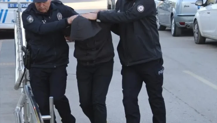 Adana’da otobüs şoförü motosiklet sürücüsü kadını darbettiği iddiasıyla gözaltına alındı