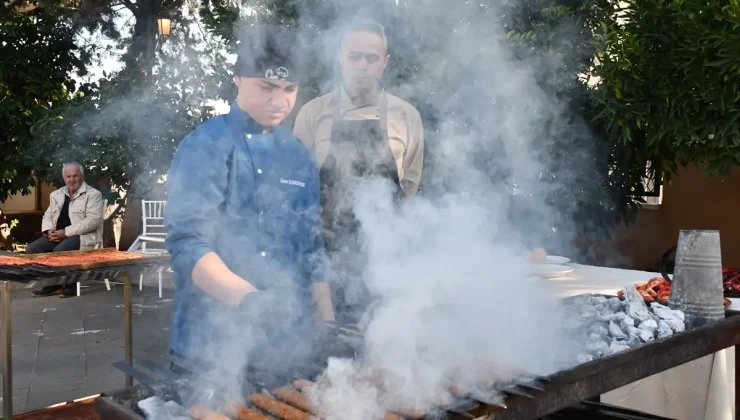 Adana’da “Tutum, Yatırım ve Türk Malları Haftası” kutlandı