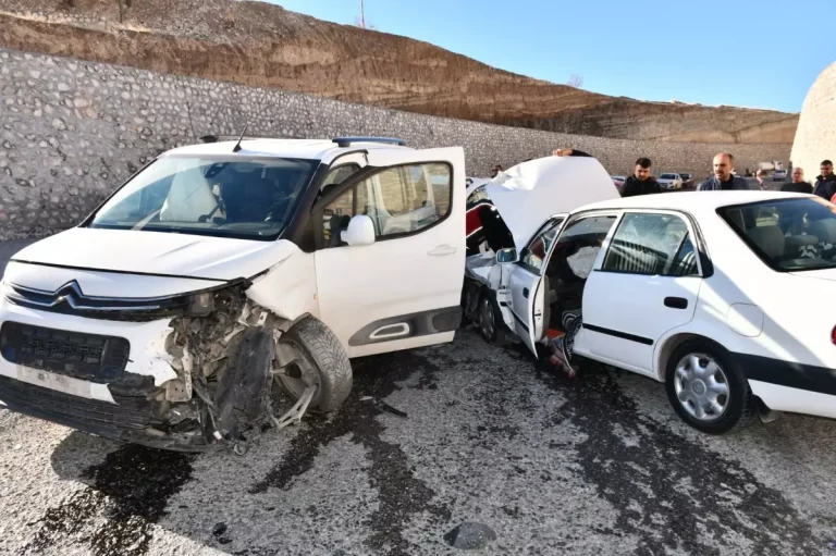 Adıyaman’da iki ayrı kaza; 7 yaralı