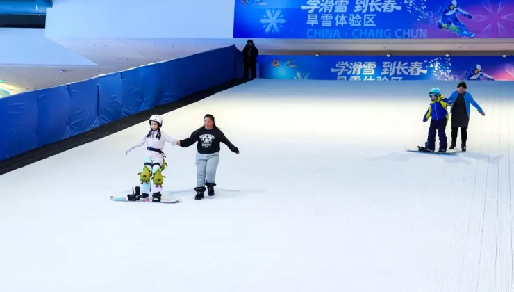 Albüm: Çin’in Changchun Kentinde 9. Jilin Uluslararası Buz ve Kar Turizm Endüstrisi Fuarı Başladı