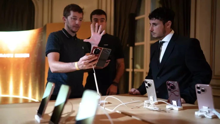 Albüm: Çinli Teknoloji Devi Huawei 6 Yıl Aradan Sonra Arjantin’in Akıllı Telefon Pazarına Geri Dönüş Yaptı