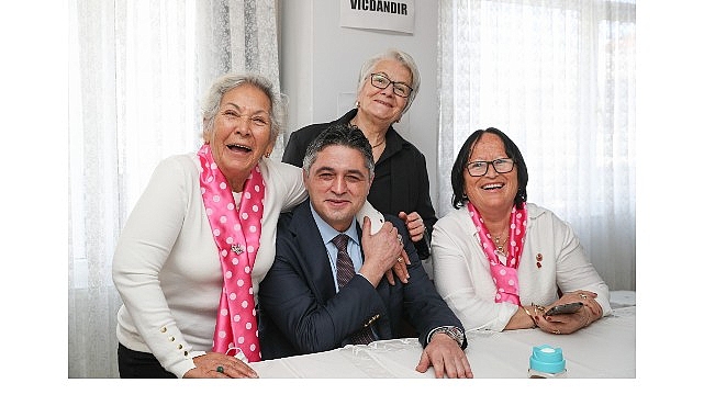 Aliağa Belediye Başkanı Serkan Acar’a Desteklerinden Dolayı Özel Şilt