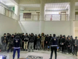 Amasya’da durdurulan TIR’da 37 kaçak göçmen yakalandı