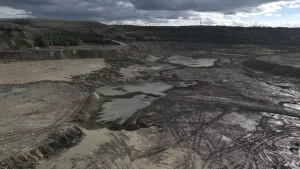 Arnavutköy’de İBB’nin rehabilitasyon çalışması yaptığı Mavi Göl yok oldu