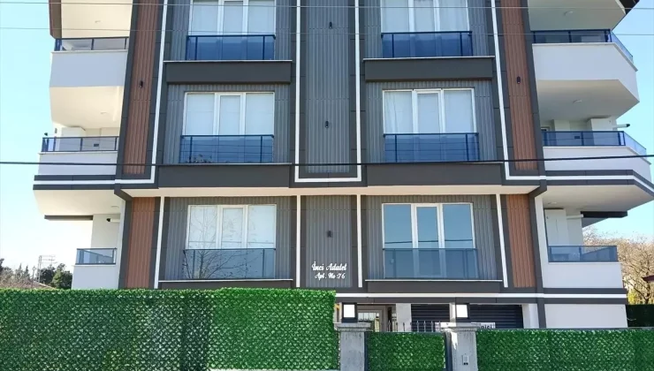 Bafra’da hakim ve savcılar için alınan 9 lojman teslim edildi