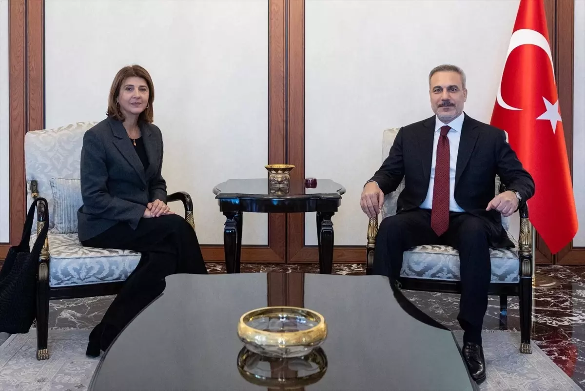 Bakan Fidan, BM Kıbrıs Temsilcisi Cuellar ile bir araya geldi