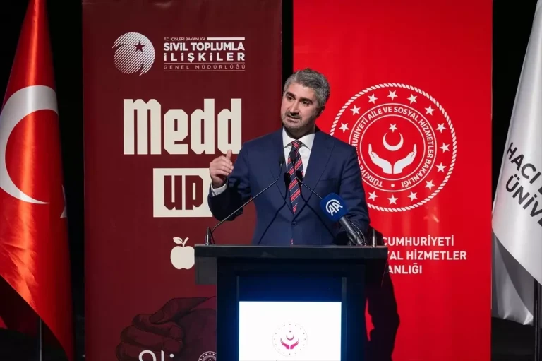 Başkentte “Medd-Up” sahne gösterisi izleyiciyle buluştu