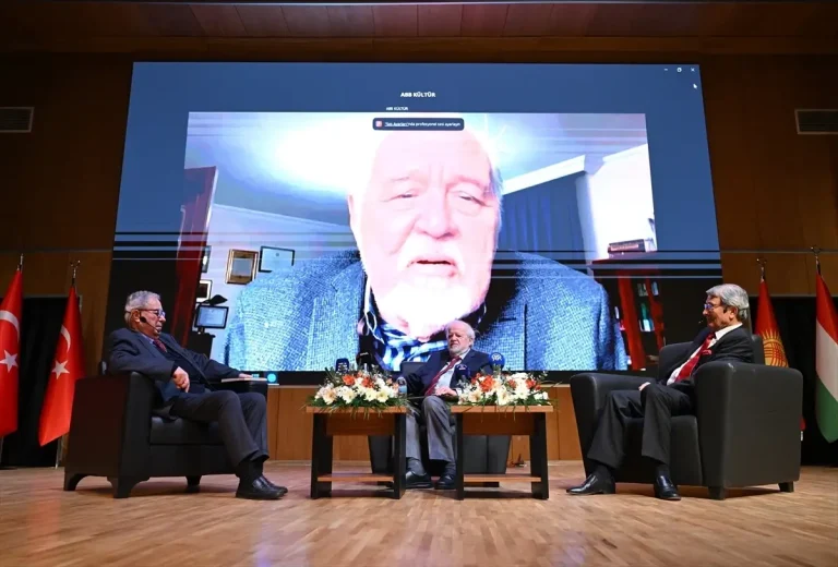 Başkent’te Türk dilinin bugünü ve geleceği konuşuldu