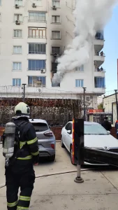 Batman’da 7 Katlı Apartmanda Yangın Çıktı