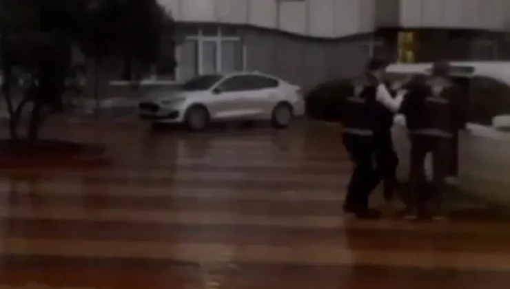 Beykoz’da Otobüs Duraklarının Camlarını Kıran Şüpheliler Yakalandı