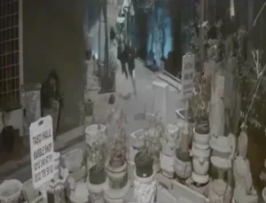 Beyoğlu’nda kapkaç: Sinyal tespit edilmesin diye telefonu alüminyum folyoya sardılar