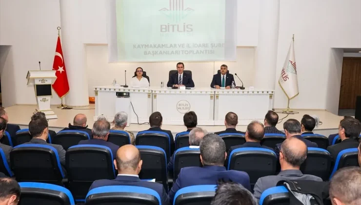 Bitlis’te “Kaymakamlar ve İl İdare Şube Başkanları Toplantısı” yapıldı
