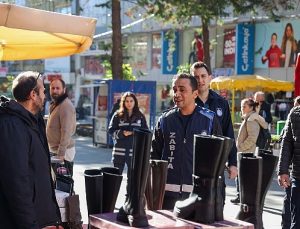 Büyükşehir Zabıtasından kaldırım işgallerine sıkı denetim