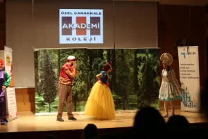 Çanakkale’de iş sağlığı ve güvenliği bilinci miniklere tiyatroyla aşılanıyor