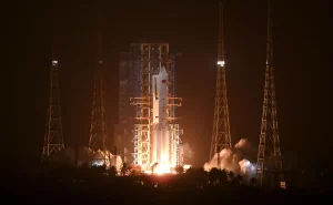 Çin Yeni İletişim Teknolojisi Test Uydusunu Uzaya Gönderdi